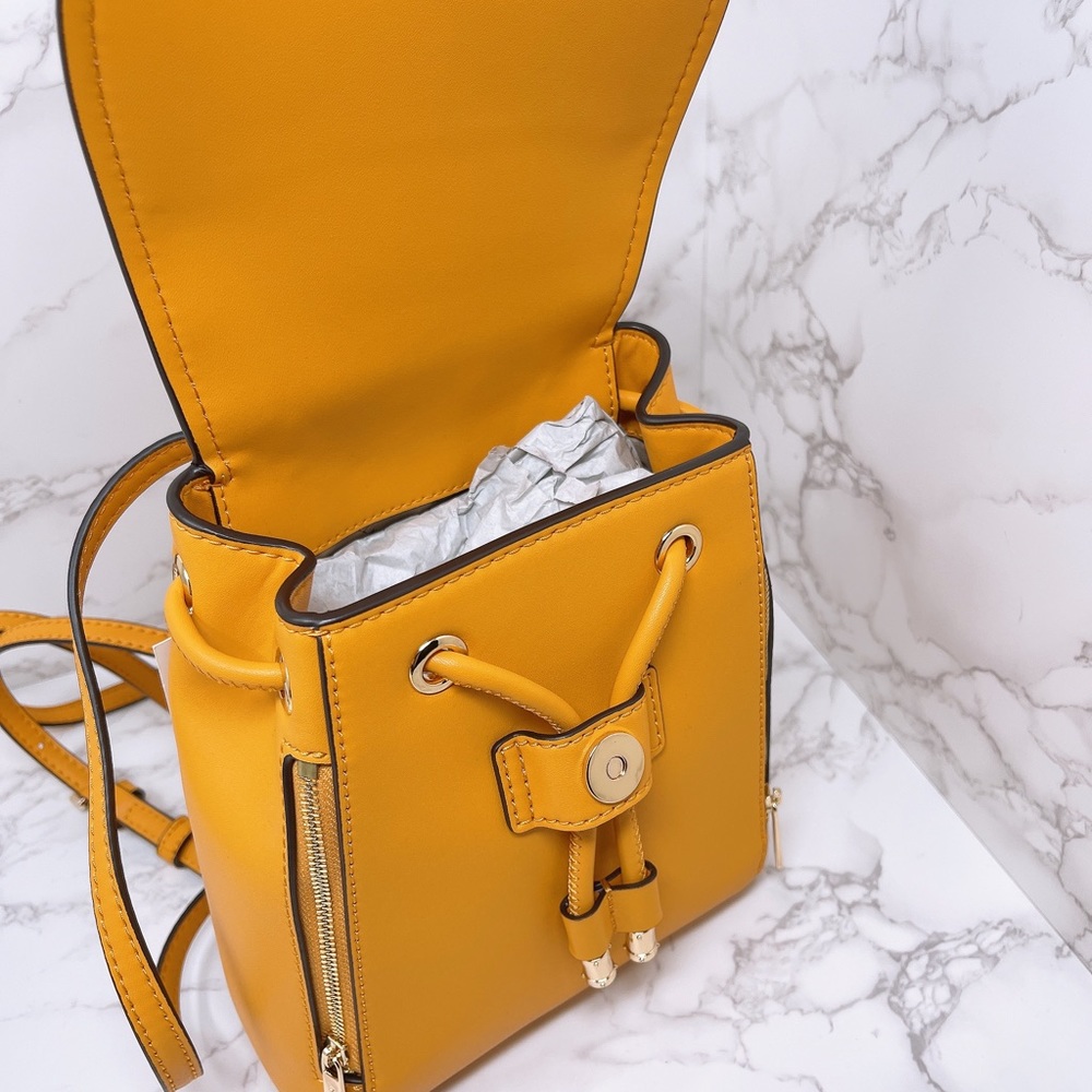 Michael Kors Phoebe Xs backpack - Picture 5 of 9